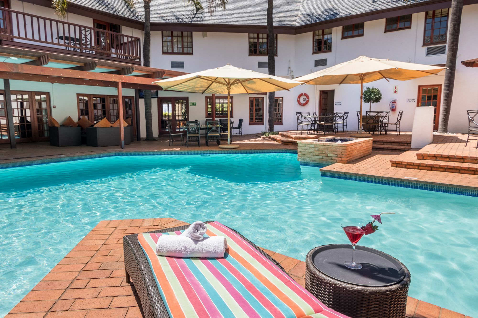 Constantia Hotel&Conference Centre Midrand Exterior foto